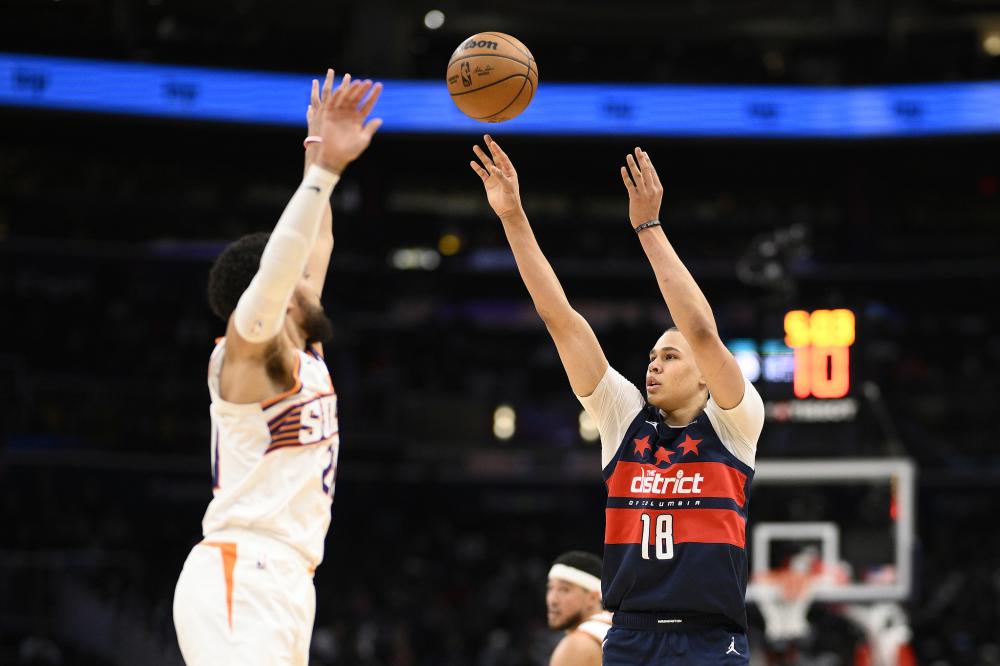 在进攻端具 在进攻端具