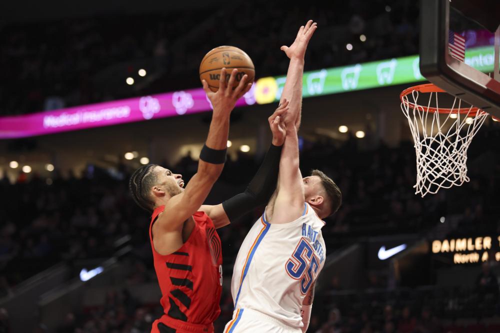 也凸显出在 也凸显出在